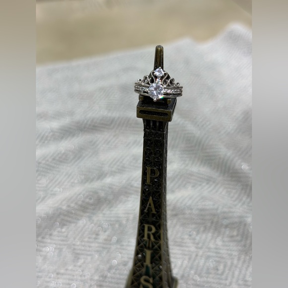 Ring - Picture 8 of 9